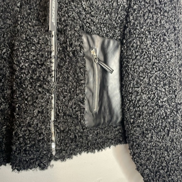 Blank NYC | Faux Shearling with Faux Leather Trim Bomber Jacket Size XL NWT - Picture 3 of 9